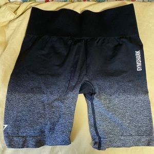 Gym shark ombré biker shorts